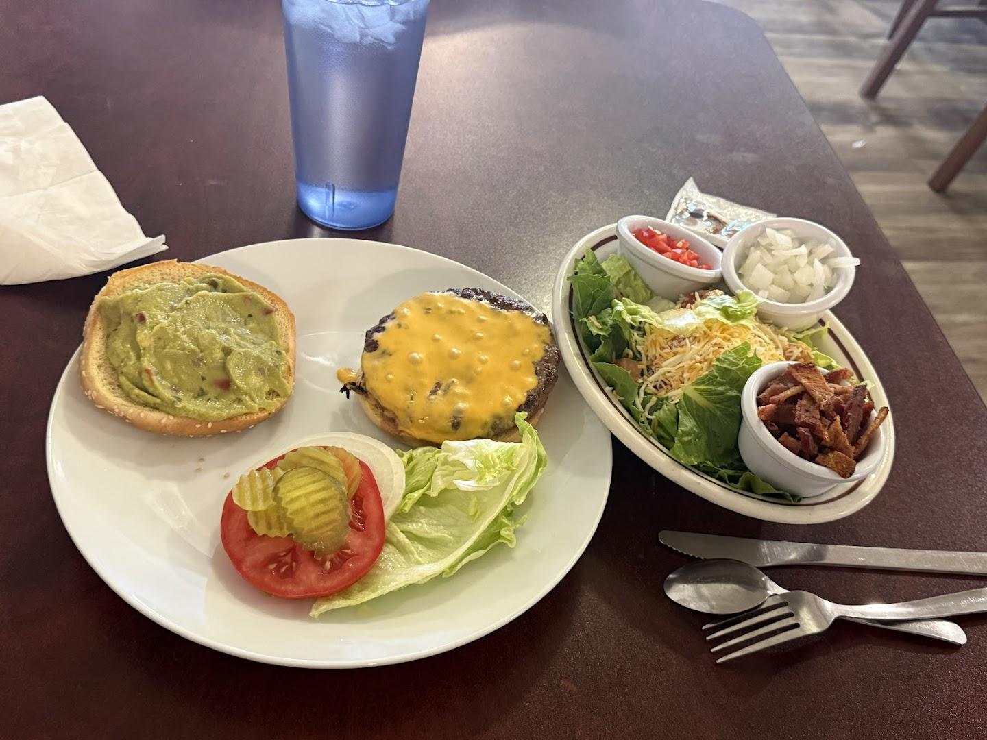Smokey's Cafe