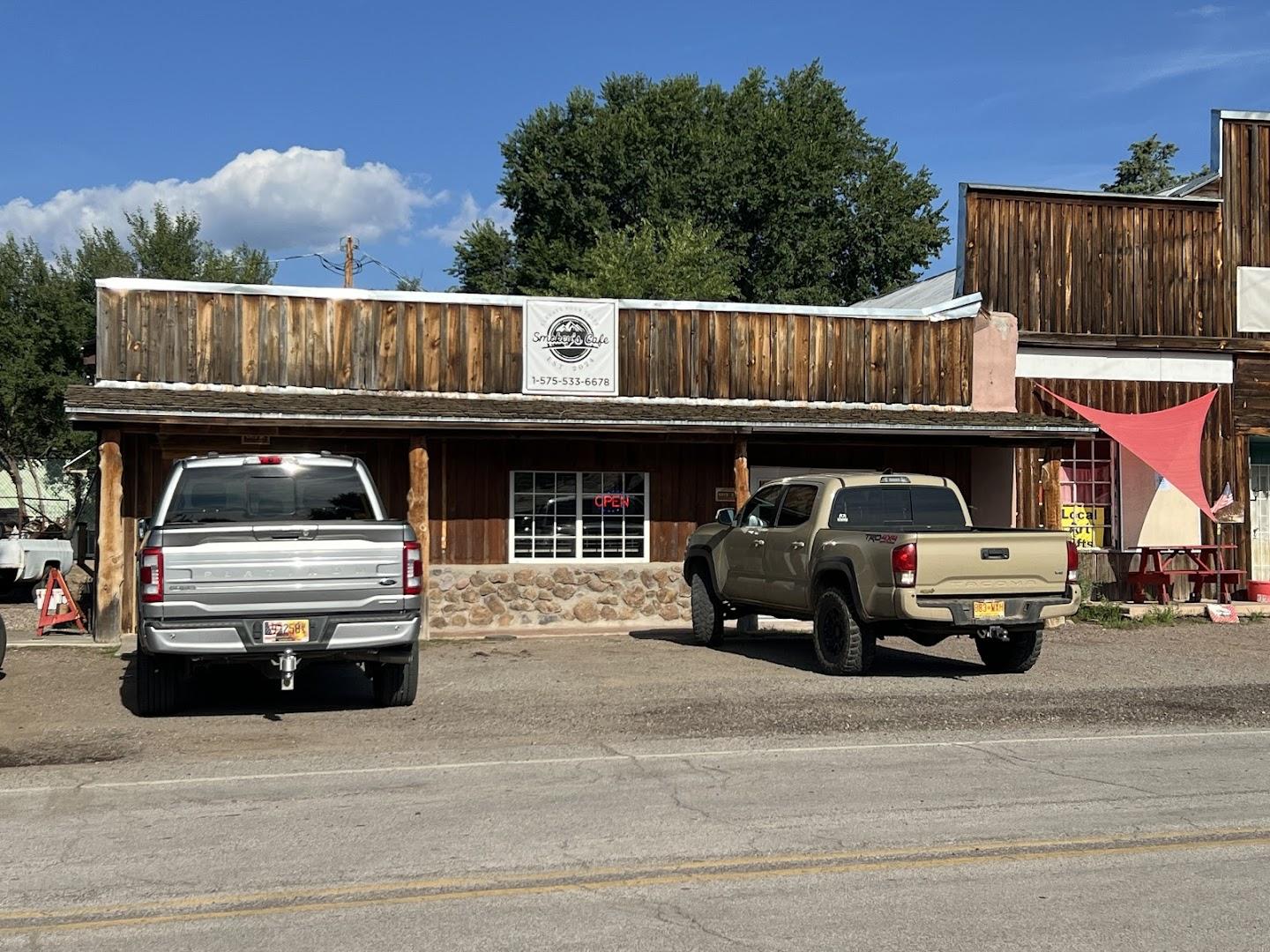 Smokey's Cafe